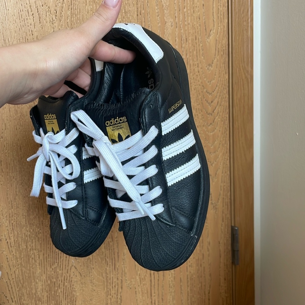 Adidas superstar